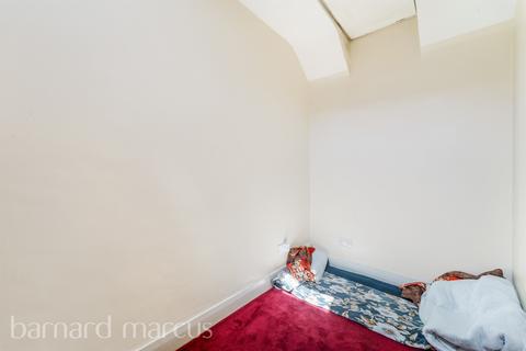 3 bedroom terraced house for sale, Hereford Road, Feltham