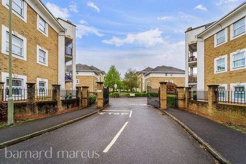 1 bedroom flat for sale, International Way, Sunbury-On-Thames