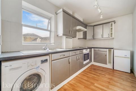 1 bedroom flat for sale, International Way, Sunbury-On-Thames