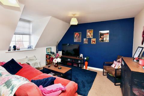 2 bedroom flat for sale, Old School Court, Fareham