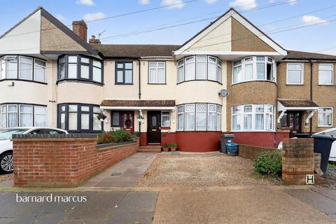 Guildford Avenue, Feltham