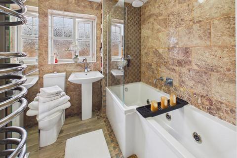 4 bedroom detached house for sale, Medlar Drive, Welton