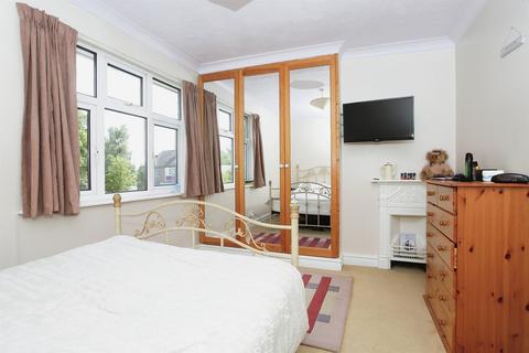 3 bedroom semi-detached house for sale, Oundle Road, Peterborough