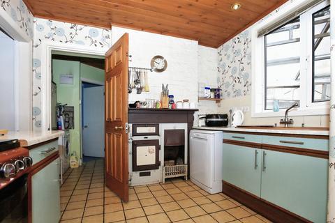 3 bedroom semi-detached house for sale, Oundle Road, Peterborough