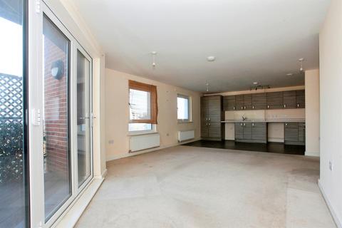 2 bedroom flat for sale, Hawksbill Way, Peterborough