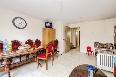3 bedroom semi-detached house for sale, Phoenix Close, Peterborough