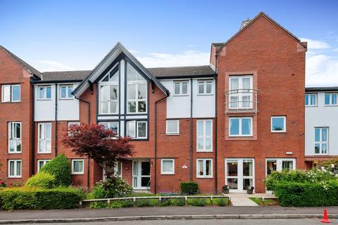 undefined, Chapelfields, Frodsham