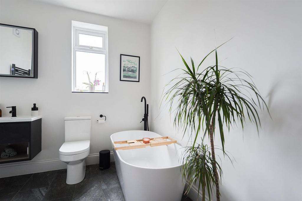 48 Crawford Road(Interior)-15.jpg