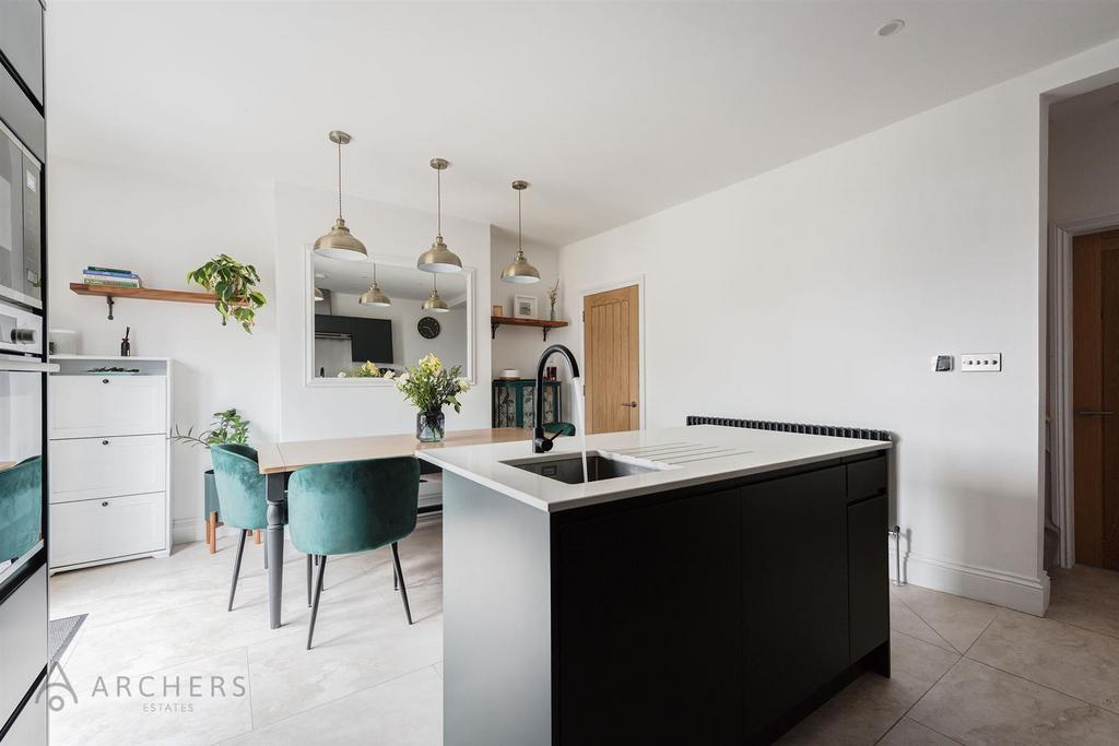 48 Crawford Road(Interior)-4.jpg