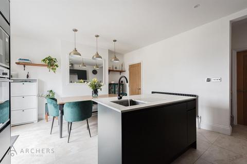 3 bedroom end of terrace house for sale, Crawford Road, Meersbrook, Sheffield