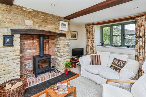 3 bedroom character property for sale, Court Farm, The Cross, Frome