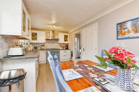 4 bedroom detached house for sale, Shoscombe Gardens, Frome