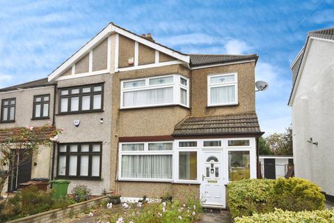 3 bedroom semi-detached house for sale, Geneva Gardens, Romford
