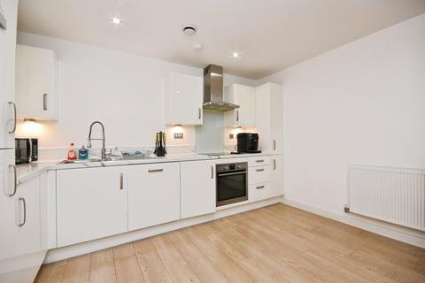 1 bedroom flat for sale, Wideford Drive, Romford