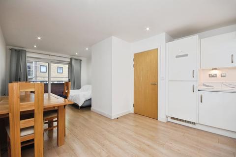 1 bedroom flat for sale, Wideford Drive, Romford