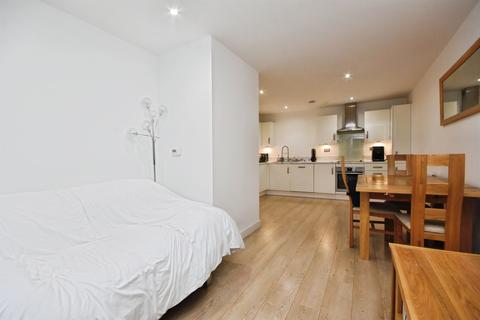 1 bedroom flat for sale, Wideford Drive, Romford