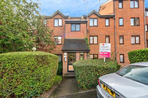 undefined, Porter Close, Grays