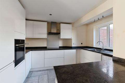 3 bedroom detached house for sale, Coronation Avenue, East Tilbury, Tilbury