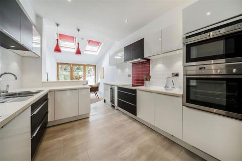 3 bedroom semi-detached house for sale, Fairfax Road, Teddington TW11