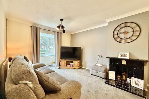 3 bedroom semi-detached house for sale, Donegal Road, Ipswich IP1