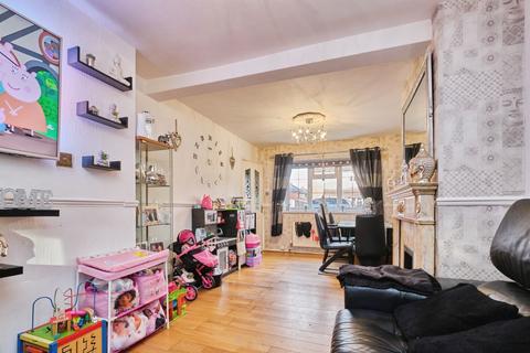 3 bedroom semi-detached house for sale, Hillary Avenue, Wednesbury