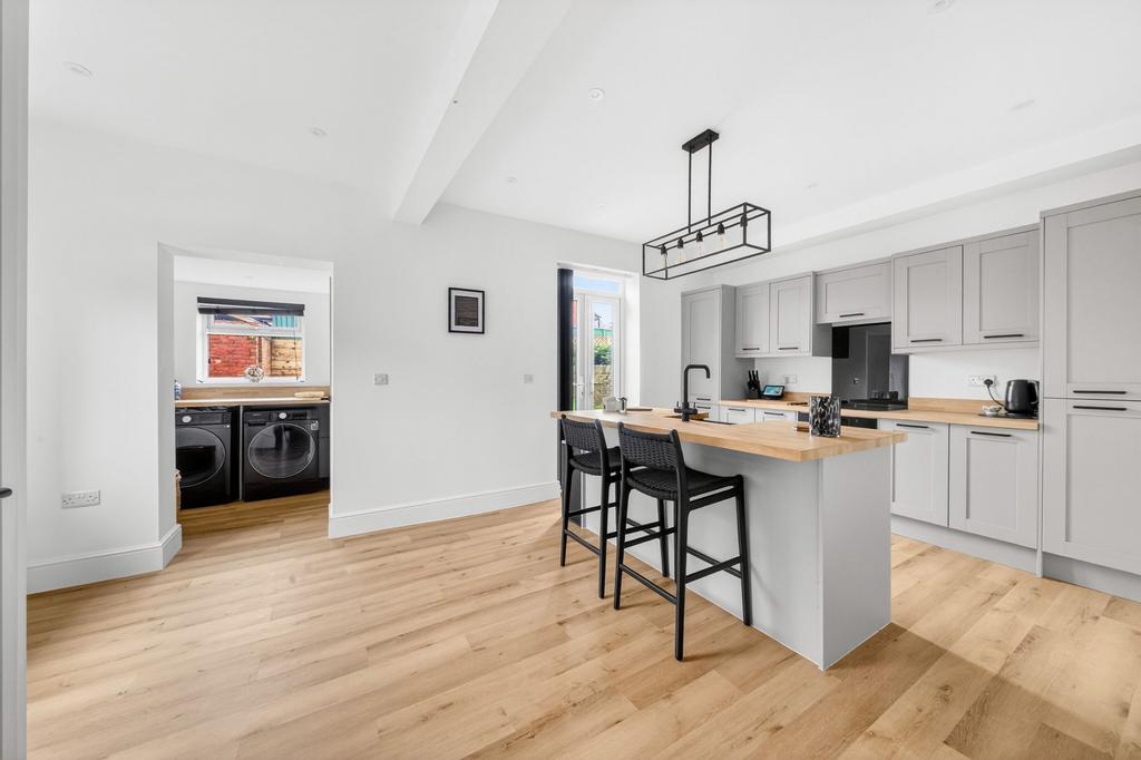 Kitchen diner