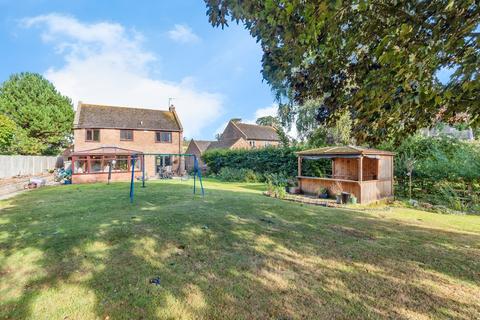 4 bedroom detached house for sale, Main Street, Normanton, Grantham
