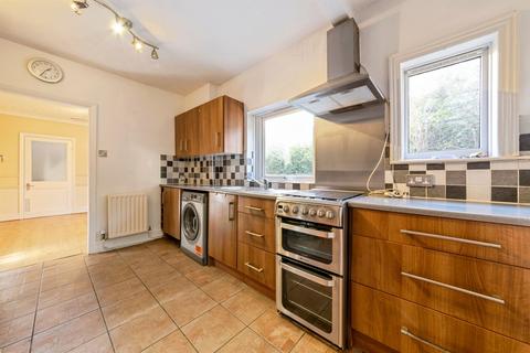 3 bedroom semi-detached house for sale, Harlaxton Road, GRANTHAM