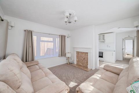 2 bedroom detached bungalow for sale, Mill Road, Great Yarmouth