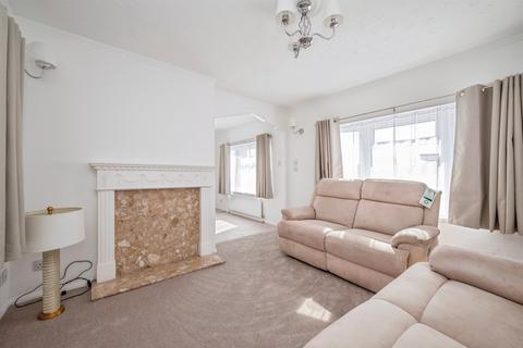 2 bedroom detached bungalow for sale, Mill Road, Great Yarmouth