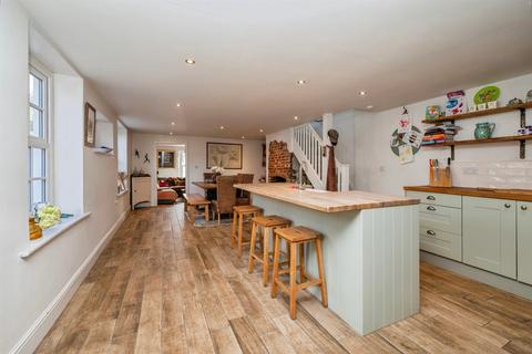 3 bedroom detached house for sale, Yarmouth Road, Ormesby, Great Yarmouth