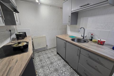 2 bedroom terraced house for sale, Swirles Place, Great Yarmouth