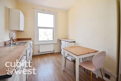 undefined, AVAILABLE WITH NO DEPOSITLaburnum Grove Portsmouth PO2