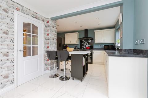 5 bedroom detached house for sale, Siskin Close, Hartlepool