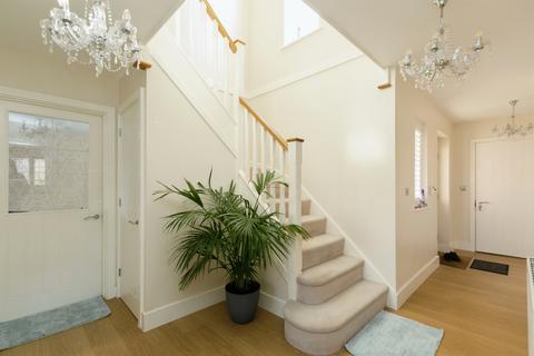 5 bedroom detached house for sale, Woodlands Way, Hastings