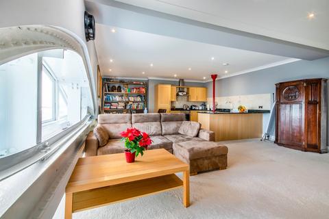 2 bedroom flat for sale, White Rock, Hastings