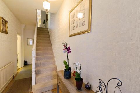 4 bedroom end of terrace house for sale, Beaconsfield Road, Hastings