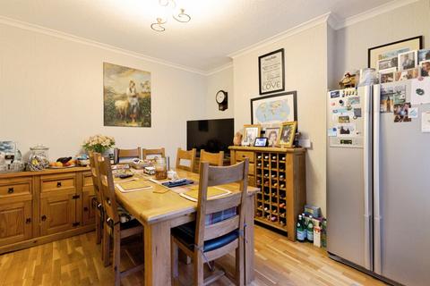4 bedroom end of terrace house for sale, Beaconsfield Road, Hastings