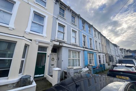 4 bedroom terraced house for sale, Manor Road, Hastings
