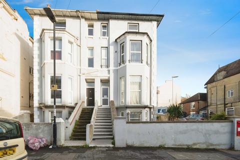 2 bedroom flat for sale, Church Road, St. Leonards-On-Sea