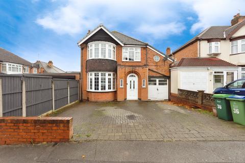 4 bedroom detached house for sale, Hawthorn Croft, Oldbury