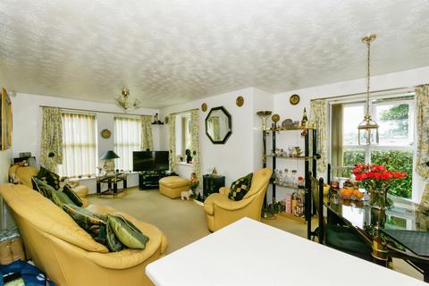 2 bedroom apartment for sale, Mariner Avenue, Birmingham