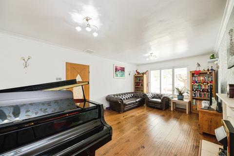 4 bedroom detached house for sale, Eymore Close, Birmingham