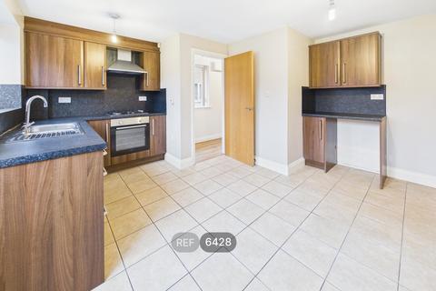 2 bedroom semi-detached house to rent, 4, Dandy Mill Court, Pontefract, WF8 2WR
