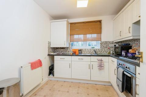 2 bedroom apartment for sale, Wood View, Deighton, Huddersfield