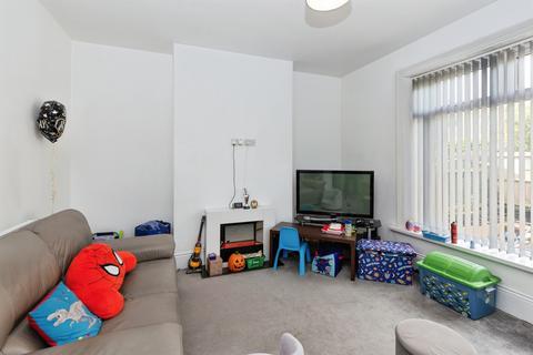 2 bedroom terraced house for sale, Arnold Street, Huddersfield