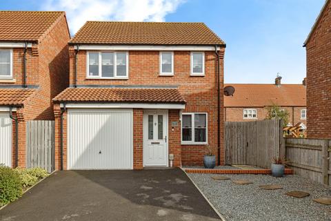 3 bedroom detached house for sale, Brockwell Park, Kingswood, Hull