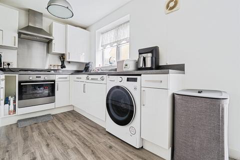 3 bedroom detached house for sale, Brockwell Park, Kingswood, Hull