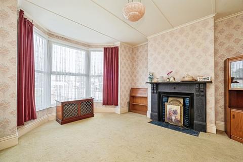 4 bedroom semi-detached house for sale, Holderness Road, Hull