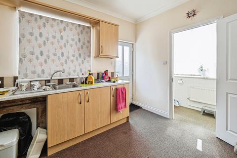 4 bedroom semi-detached house for sale, Holderness Road, Hull